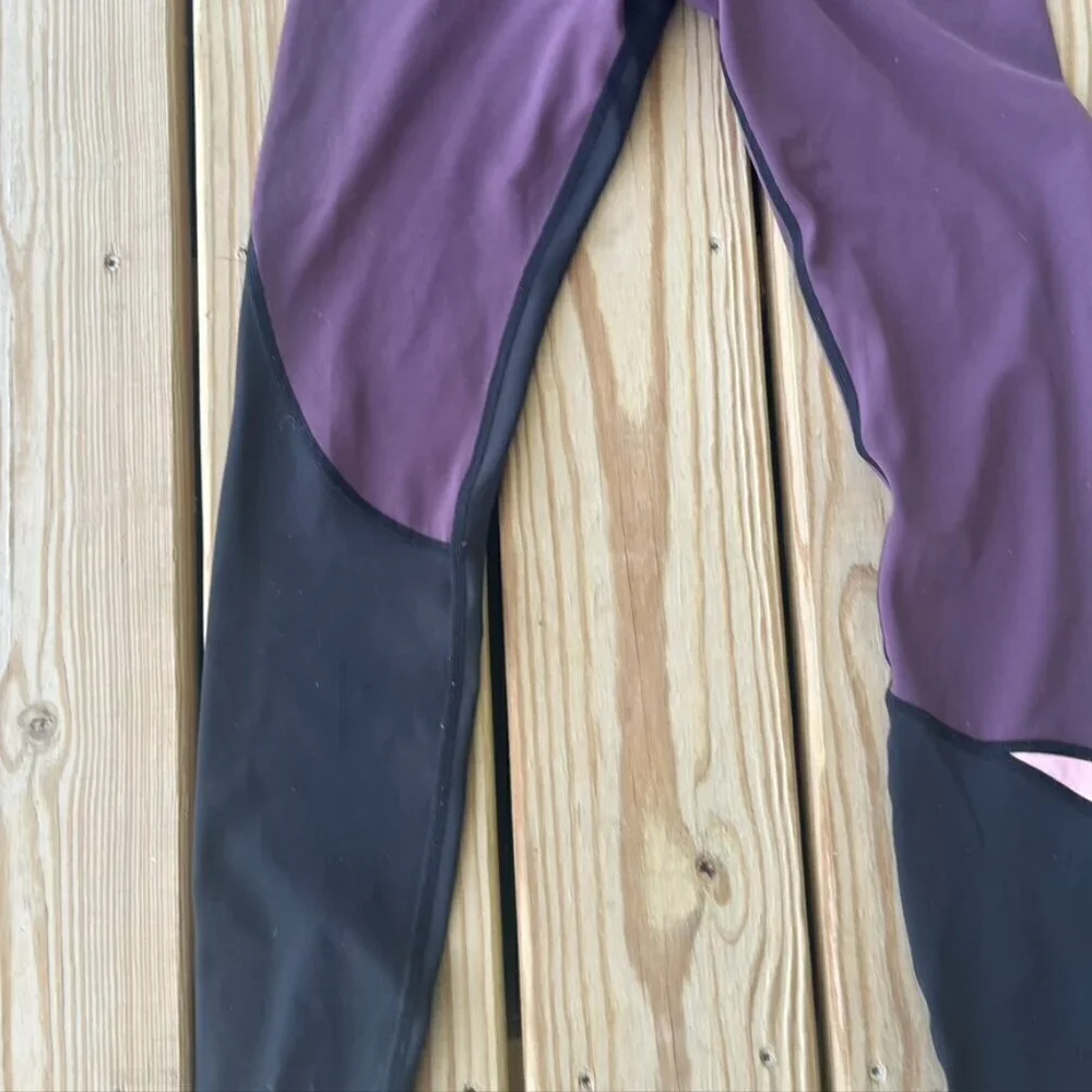 ** Zyia Active Joker Light n Tight Leggings Purple & Black ColorBlock Size 4